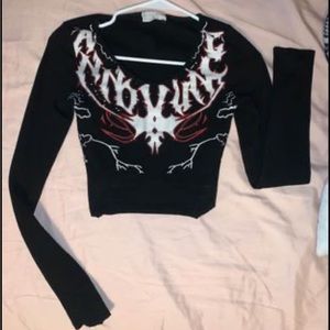 Long sleeve crop top